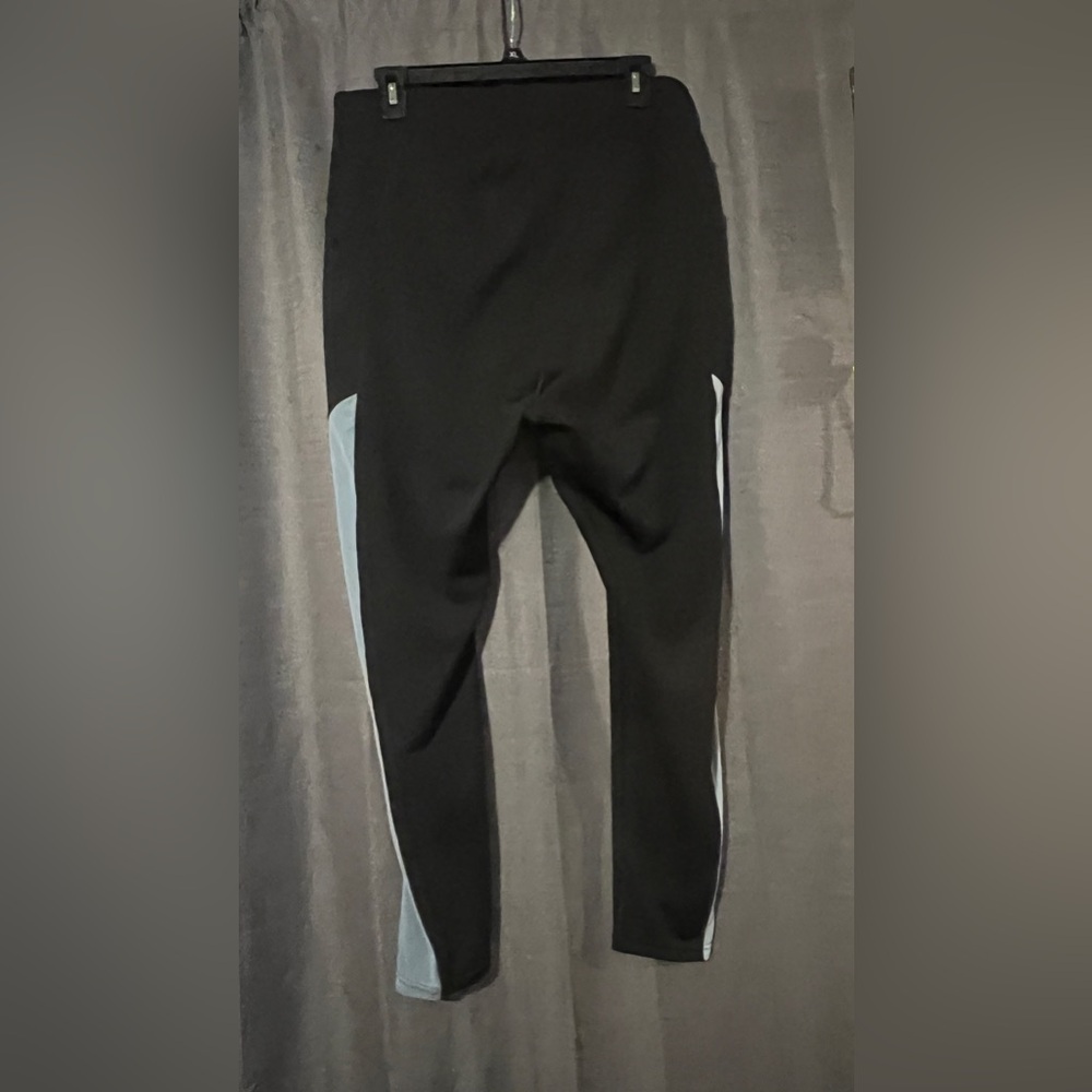 Pop fit leggings